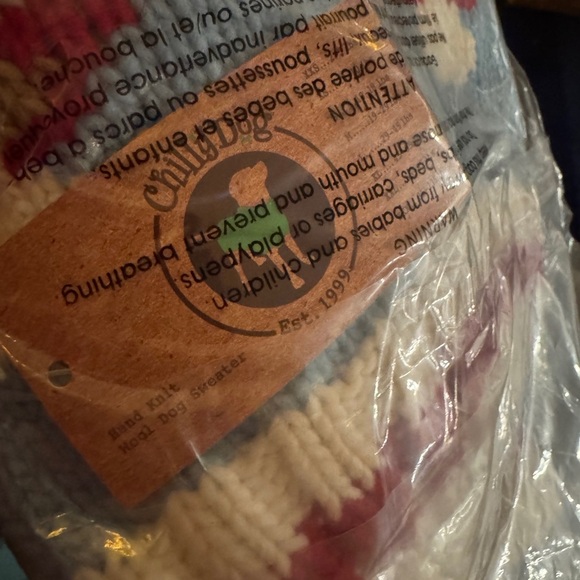 Hand-Knit Mushroom Pet sweater - Picture 4 of 11